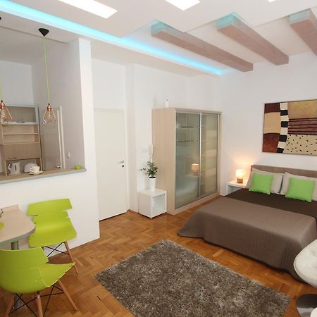 New Belgrade Apartment In Luaran gambar
